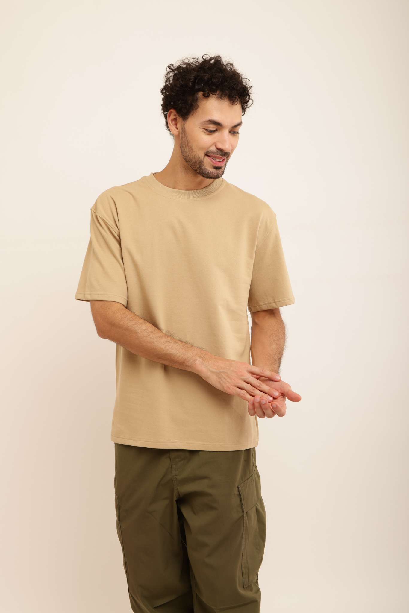 PLAIN BEIGE OVERSIZED TEE