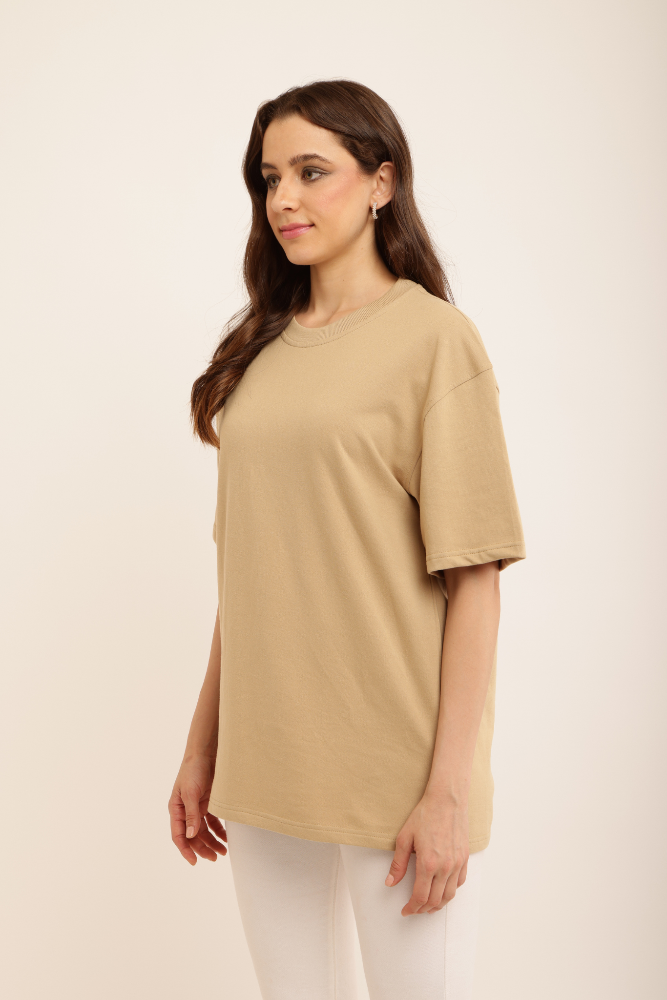 PLAIN BEIGE OVERSIZED TEE