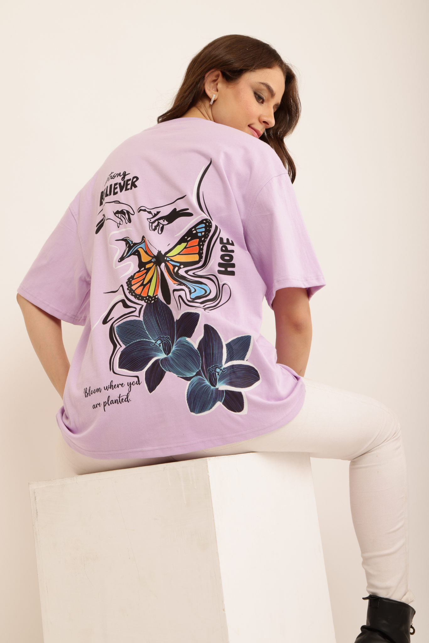 HOPE & BLOOM BUTTERFLY TEE (LILAC)