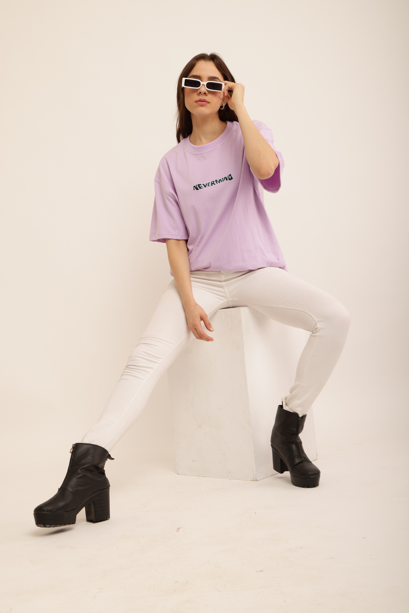 HOPE & BLOOM BUTTERFLY TEE (LILAC)